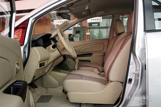 2013款 1.6L 手動時尚版