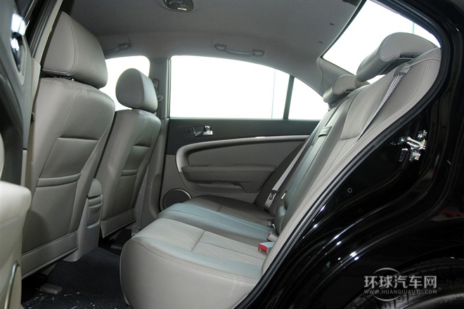 2013款 1.8 SE舒適版 MT