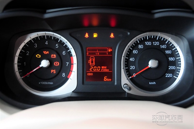 2013款 1.6L 手動(dòng)時(shí)尚版