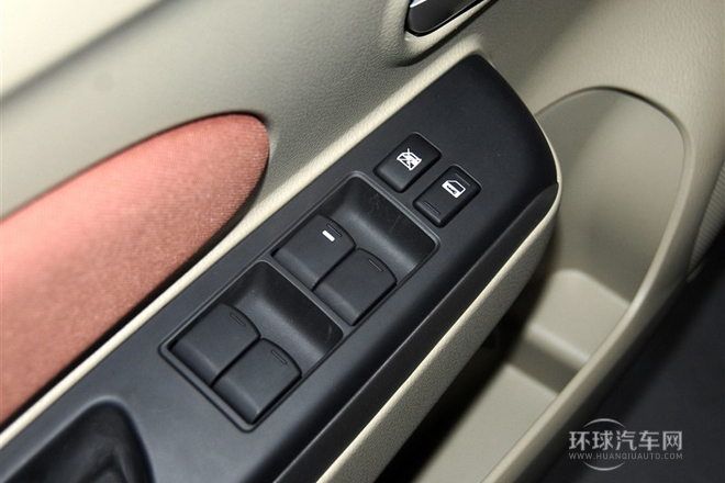 2014款 1.6L 手動(dòng)精彩版