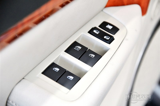 2013款 1.8 SX豪華版 AT