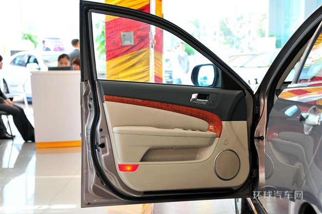 2013款 1.8 SX豪華版 AT