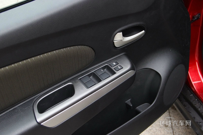 2013款 1.6L 自動北斗導航版