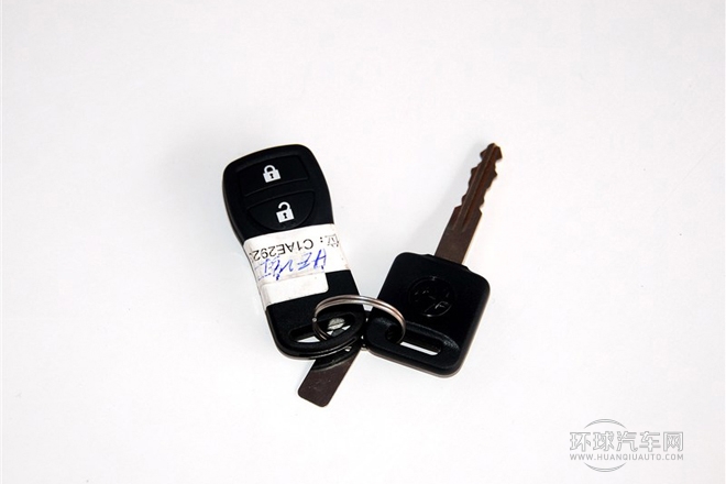 2013款 1.6L 手動北斗導航版