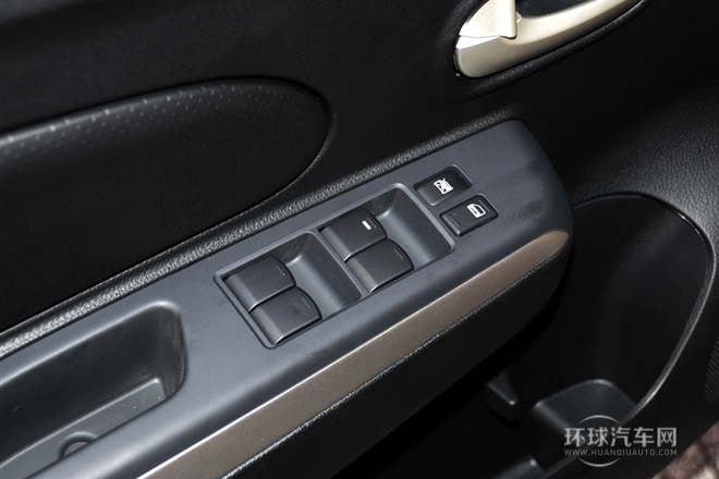 2013款 1.6L 手動北斗導航版