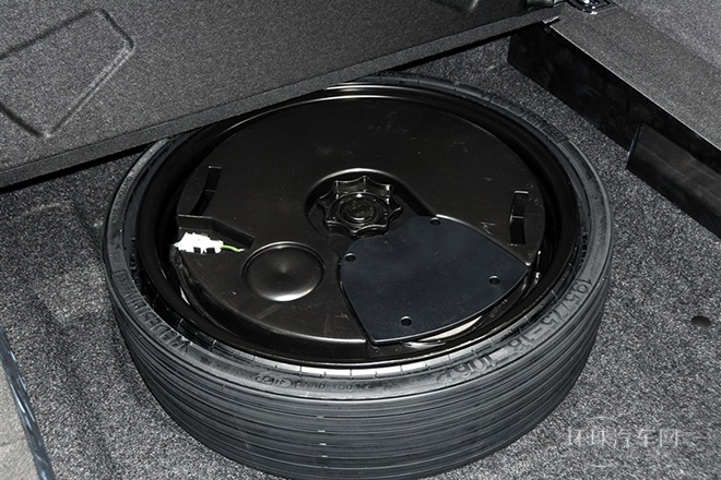 2013款 40 TFSI 豪華型