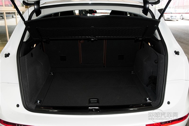 2013款 40 TFSI 豪華型