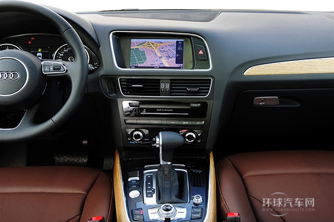 2013款 40 TFSI 豪華型