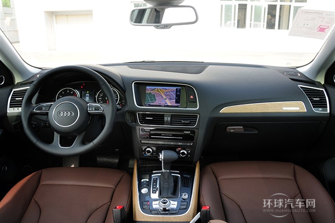 2013款 40 TFSI 豪華型
