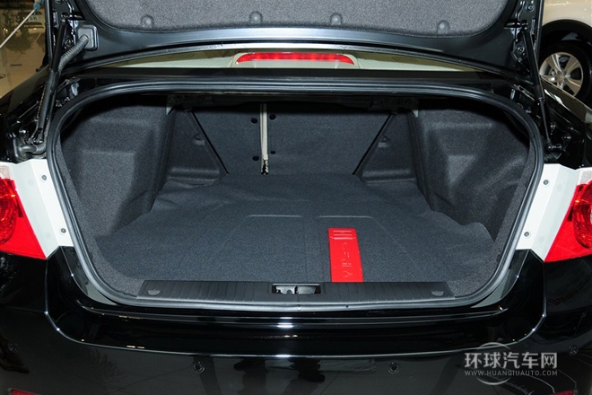 2013款 1.8 SX豪華版 MT