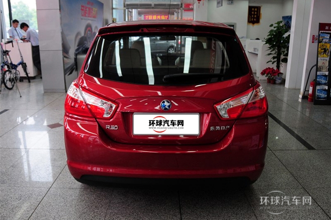 2013款 1.6L 自動(dòng)豪華版