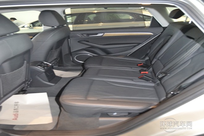 2013款 40 TFSI 豪華型