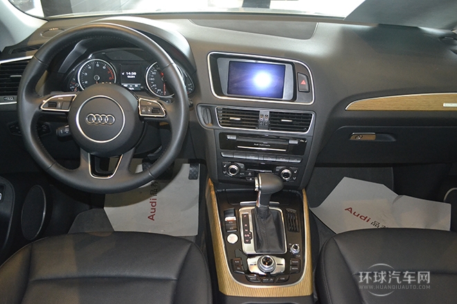 2013款 40 TFSI 豪華型