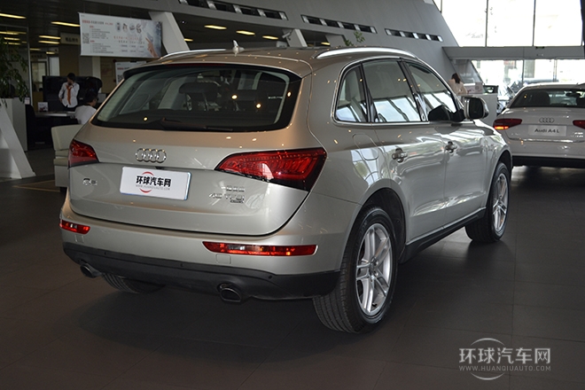 2013款 40 TFSI 豪華型