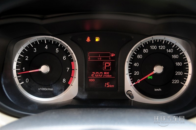 2013款 1.6L 自動時尚版