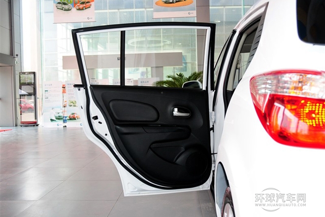 2013款 1.6L 手動時尚版