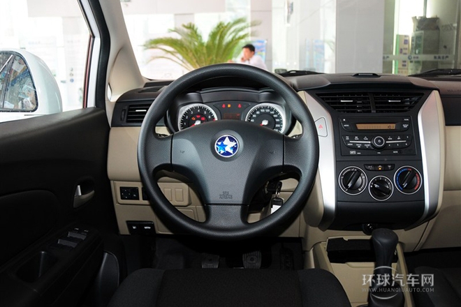 2013款 1.6L 手動(dòng)時(shí)尚版