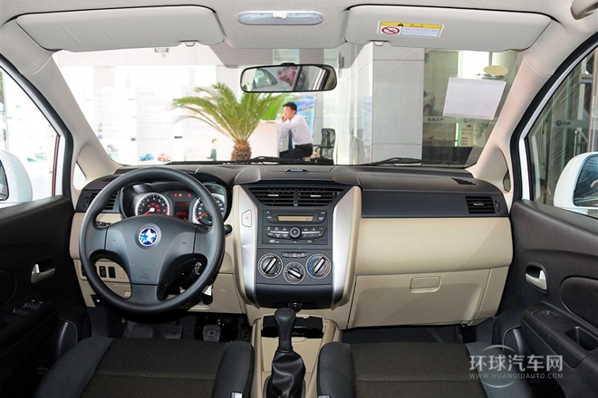 2013款 1.6L 手動時尚版