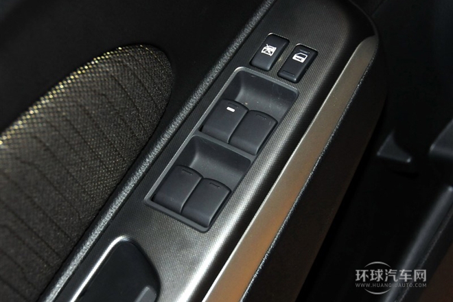 2013款 1.6L 手動北斗導航版