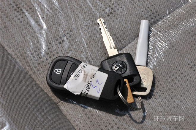 2014款 1.2L 手動優(yōu)享版