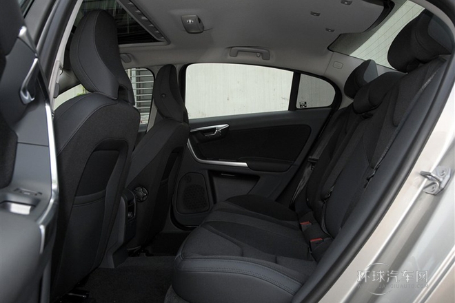 2015款2.0T手自一體智行版