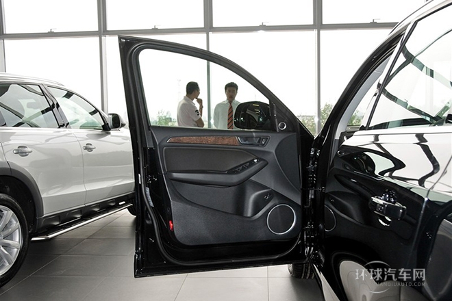 2013款 40 TFSI 舒適型