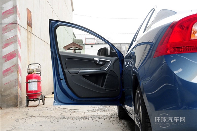 2014款改款2.0T T5個性運動版