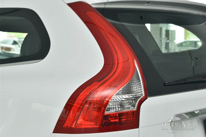 2015款3.0T T6智逸版