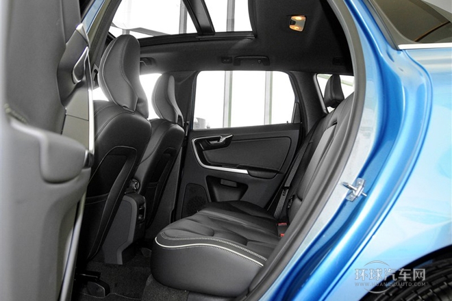 2015款2.0T T5個(gè)性運(yùn)動(dòng)版