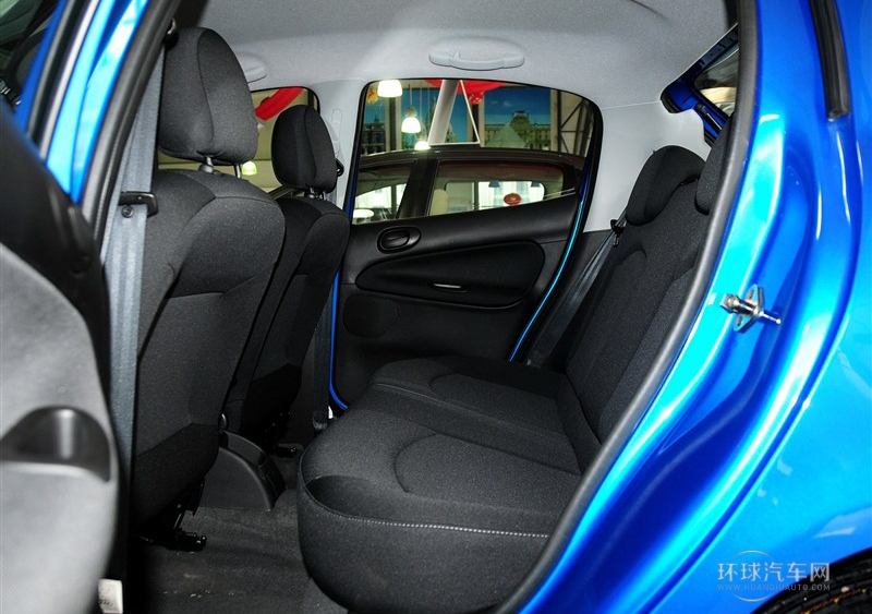 2013款 CROSS 1.4L 手動馭樂型