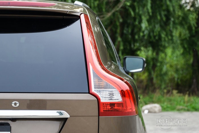 2014款改款2.0T T5個(gè)性運(yùn)動(dòng)版