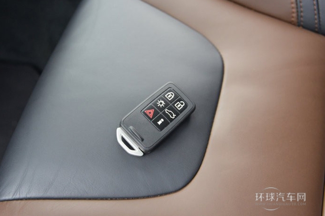 2014款改款2.0T T5個性運動版