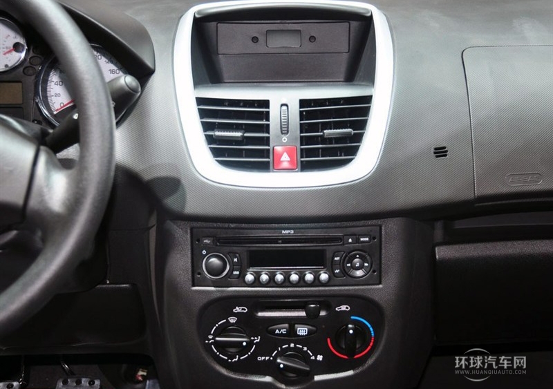 2013款 CROSS 1.6L 手動馭樂型