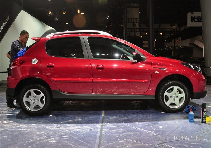 2013款 CROSS 1.6L 手動馭樂型