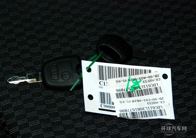 2011款 兩廂 1.6L 自動(dòng)馭樂版