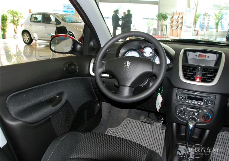 2011款 兩廂 1.6L 自動馭樂版