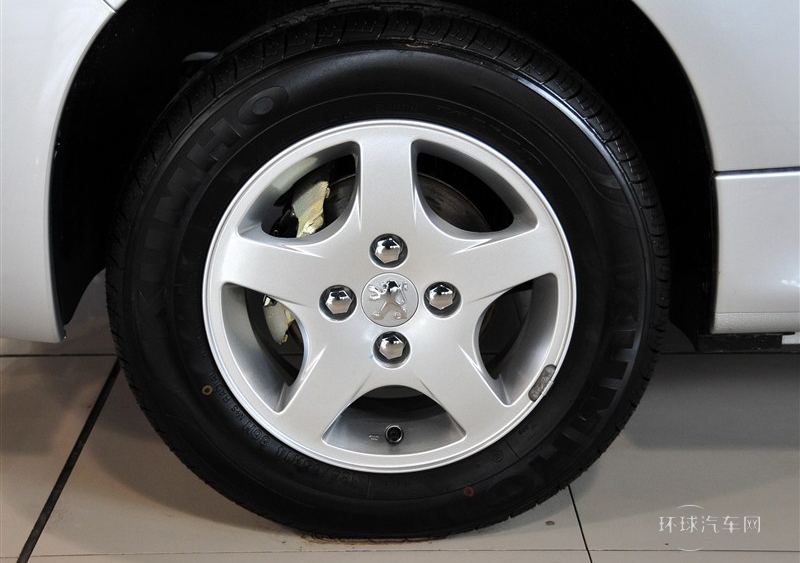 2011款 三廂 1.4L 手動馭樂版