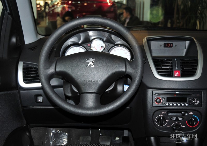 2011款 三廂 1.4L 手動馭樂版