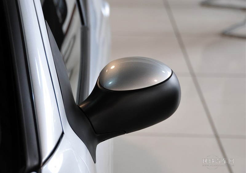 2011款 三廂 1.4L 手動馭樂版