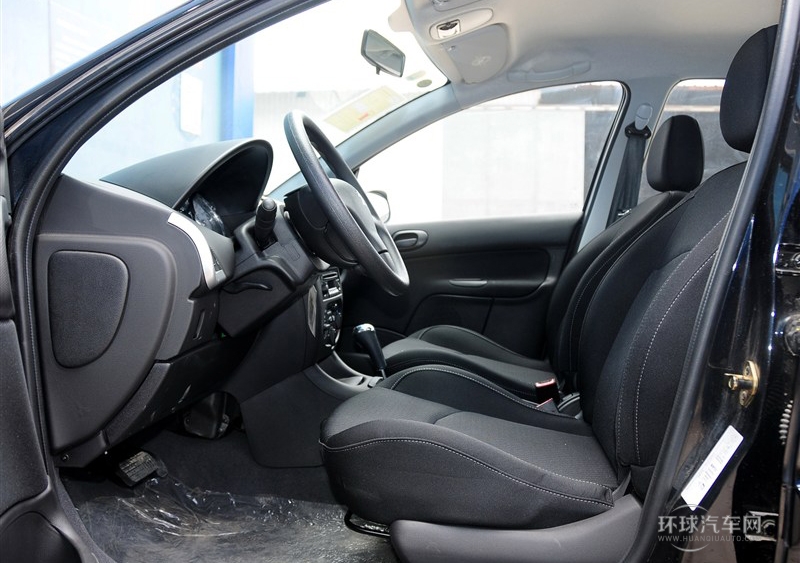2011款 三廂 1.6L 自動馭樂版
