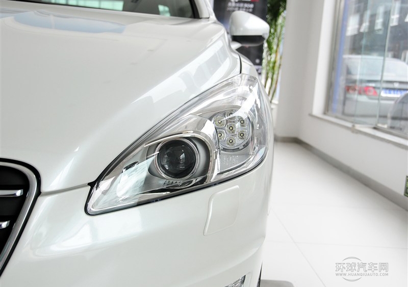 2013款 2.0L 兩周年紀念 自動智享版