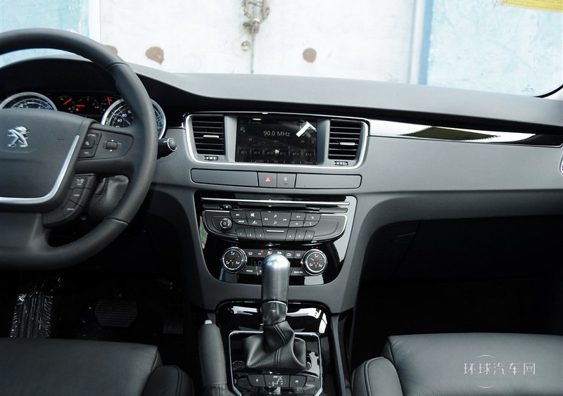 2013款 2.3L 兩周年紀(jì)念 自動(dòng)旗艦版