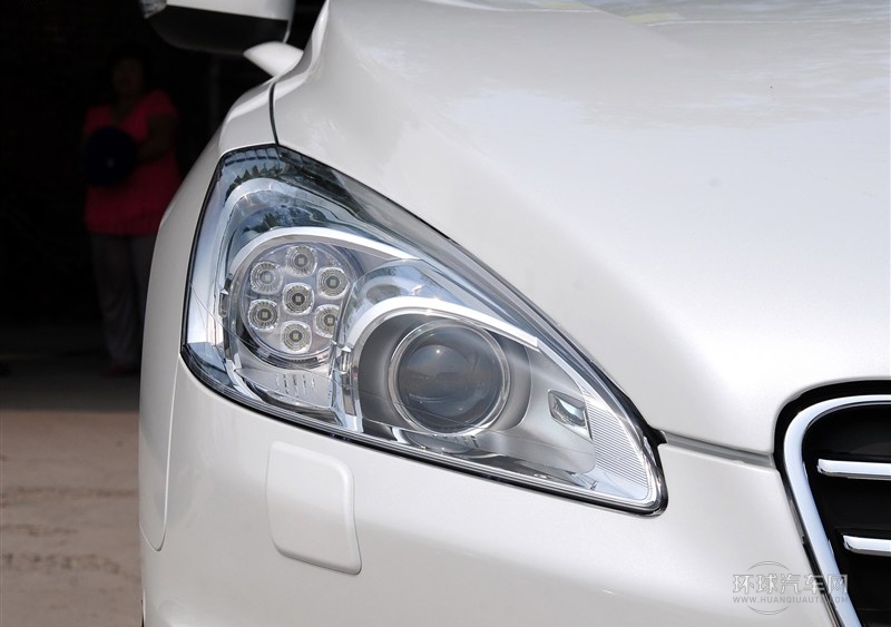 2013款 2.3L 兩周年紀念 自動旗艦版