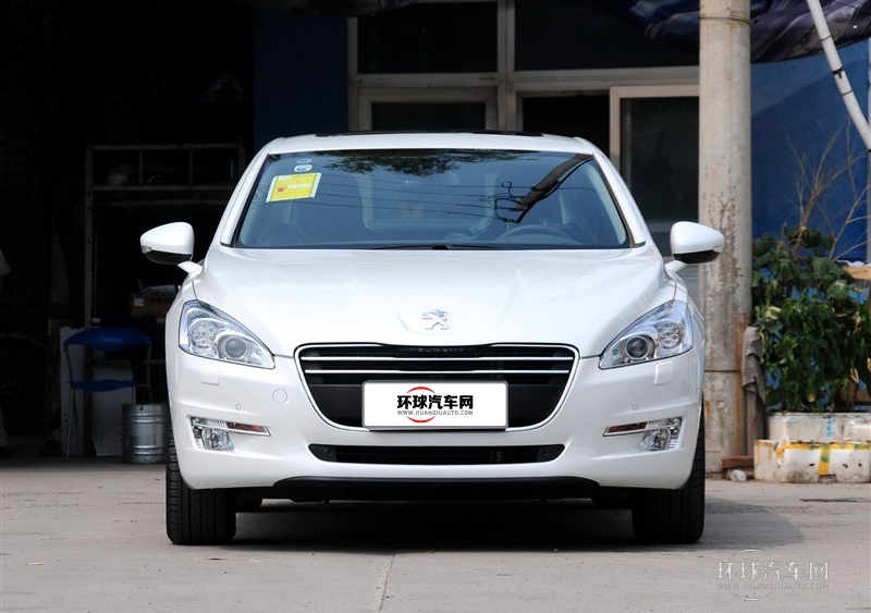 2013款 2.3L 兩周年紀(jì)念 自動旗艦版