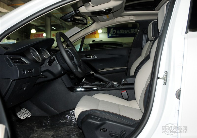 2013款 2.3L 羅蘭·加洛斯版