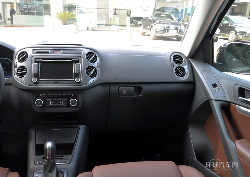 2012款 2.0TSI 舒適版