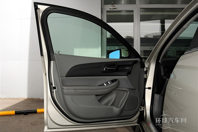 2014款 2.0L 自動豪華版