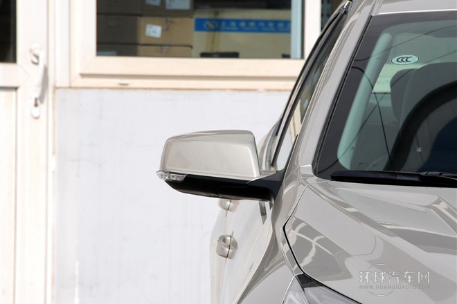 2014款 2.0L 自動豪華版