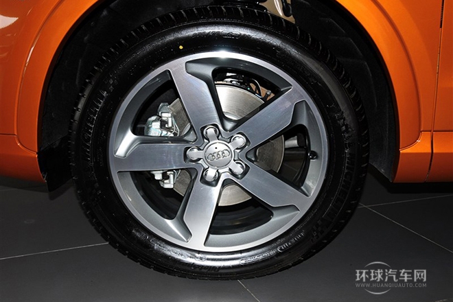 2013款 40 TFSI quattro 豪華型