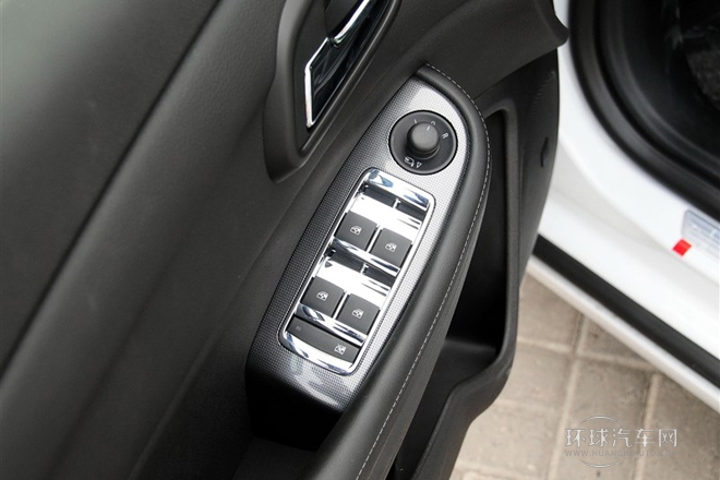 2014款 2.4L 自動(dòng)旗艦版